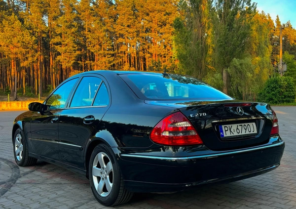 Mercedes-Benz Klasa E cena 27500 przebieg: 334480, rok produkcji 2004 z Łabiszyn małe 137